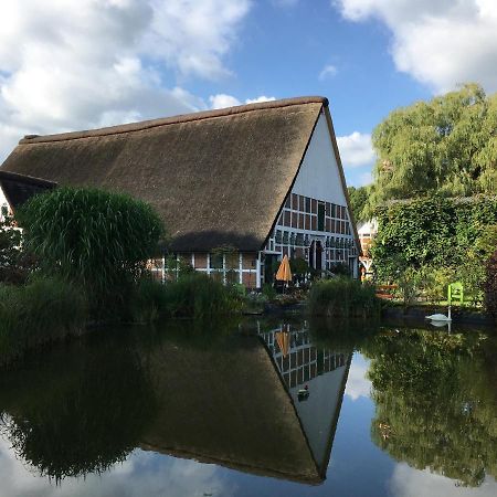 Taubenhof - Gut Cadenberge Hotel Luaran gambar