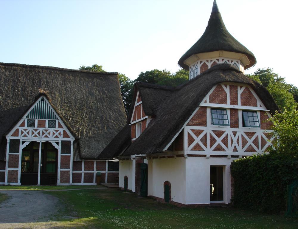 Taubenhof - Gut Cadenberge Hotel Luaran gambar