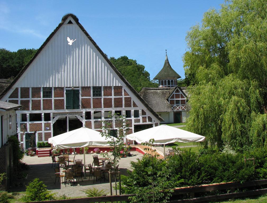 Taubenhof - Gut Cadenberge Hotel Luaran gambar